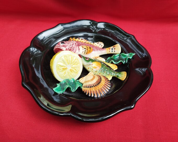 superbe assiette en trompe l'oeil des années 50-60, Vallauris