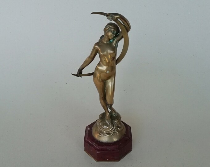 ancien et superbe bronze femme à la lune par Jacques Dorval