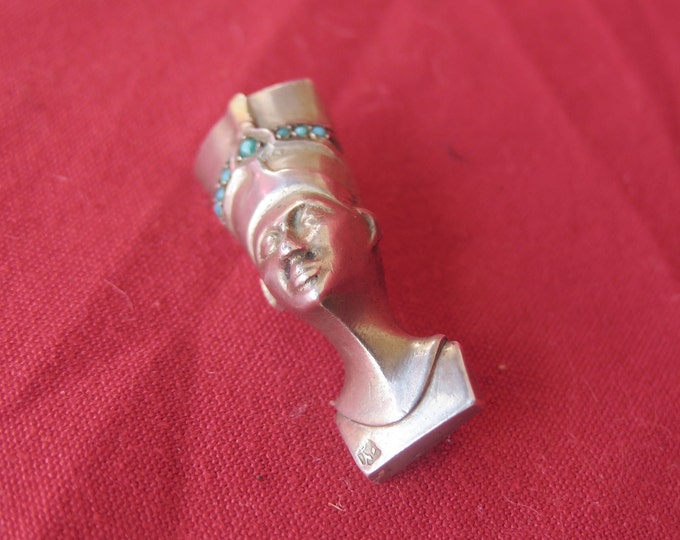 Superbe broche ancienne tête de pharaon en argent et petits turquoises