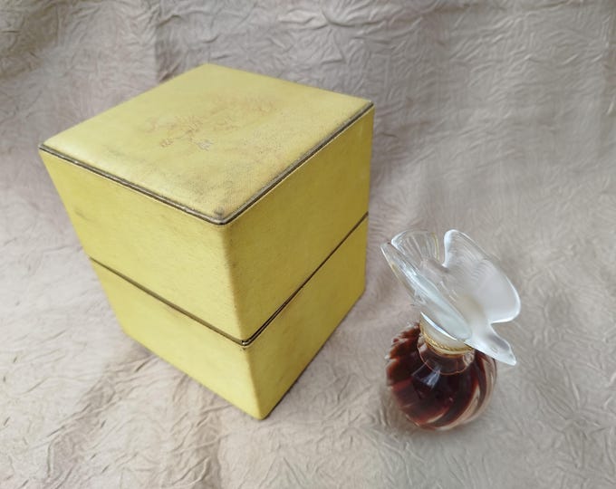 ancien flacon à parfum de collection, l'air du temps de Nina Ricci by Lalique,