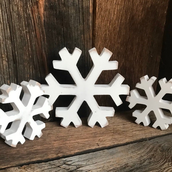 Country Snowflake Decor, White Distressed Snowflake,  Farmhouse Christmas Decor,  Country Christmas Decor, Sweet Love Blooms