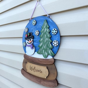 Snowman Sign, Snow Globe Personalize, Christmas Sign, Winter Door Hanger, Christmas Door Hanger, Housewarming Gift, Let it snow, Front Door