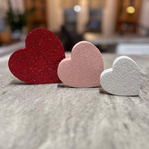Valentine Heart Decor - Red, Pink & White Chunky Glitter Farmhouse Hearts - Farmhouse Valentine Decor - Country Decor - Tiered Tray