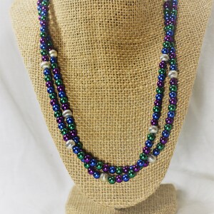 Multi-colored Glass Pearl Necklace image 8