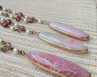 Country Chic Pink Necklace & Earrings Set | Long 30” Pearl and Czech Glass Beaded Necklace with Stone Pendant and Bronze Accents
