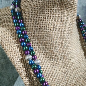 Multi-colored Glass Pearl Necklace image 2