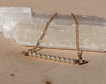 Pearl Bar Necklace | Dainty 16” Glass Pearl Beaded Bar on Gold Chain