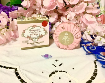 Personalisierte Favors Marie Antoinette Versailles Garten Rosenblatt Seife Mit Geschenkbox. Bridal Shower Geschenkidee Geburtstagsparty