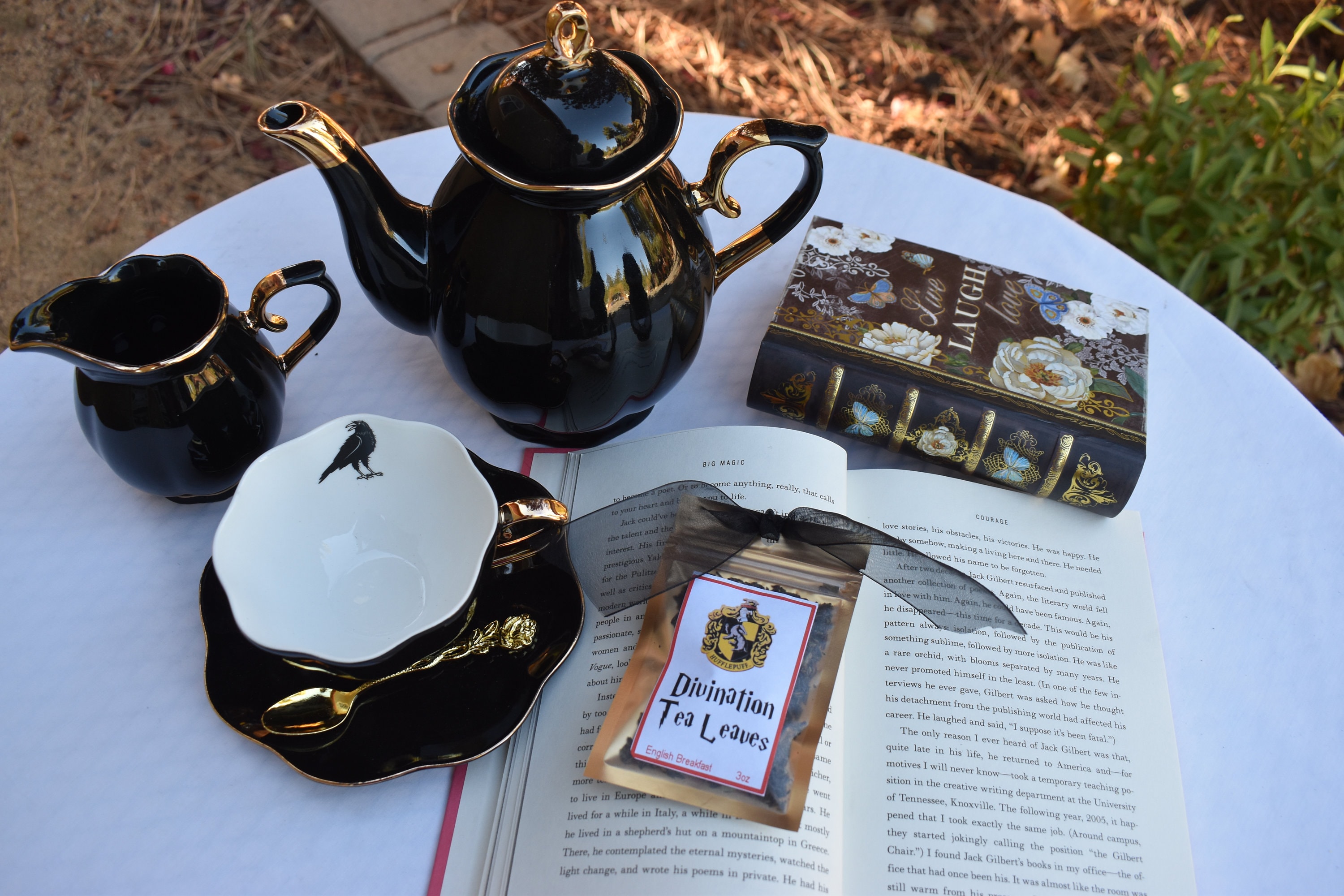 Star Wars Gift Black and Gold Porcelain Teapot Sugar Bowl 