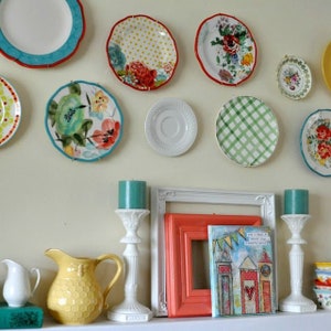 Pioneer Woman Mismatched Dishes Wall Decorations Authentic Pioneer ...