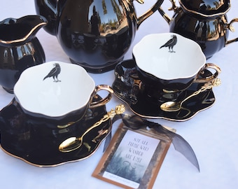 Lord of the Ring Black Crebain Crow Tea Cup. Black and Gold Porcelain, gold plated spoon, Crow black tea packet. Comes with gift box