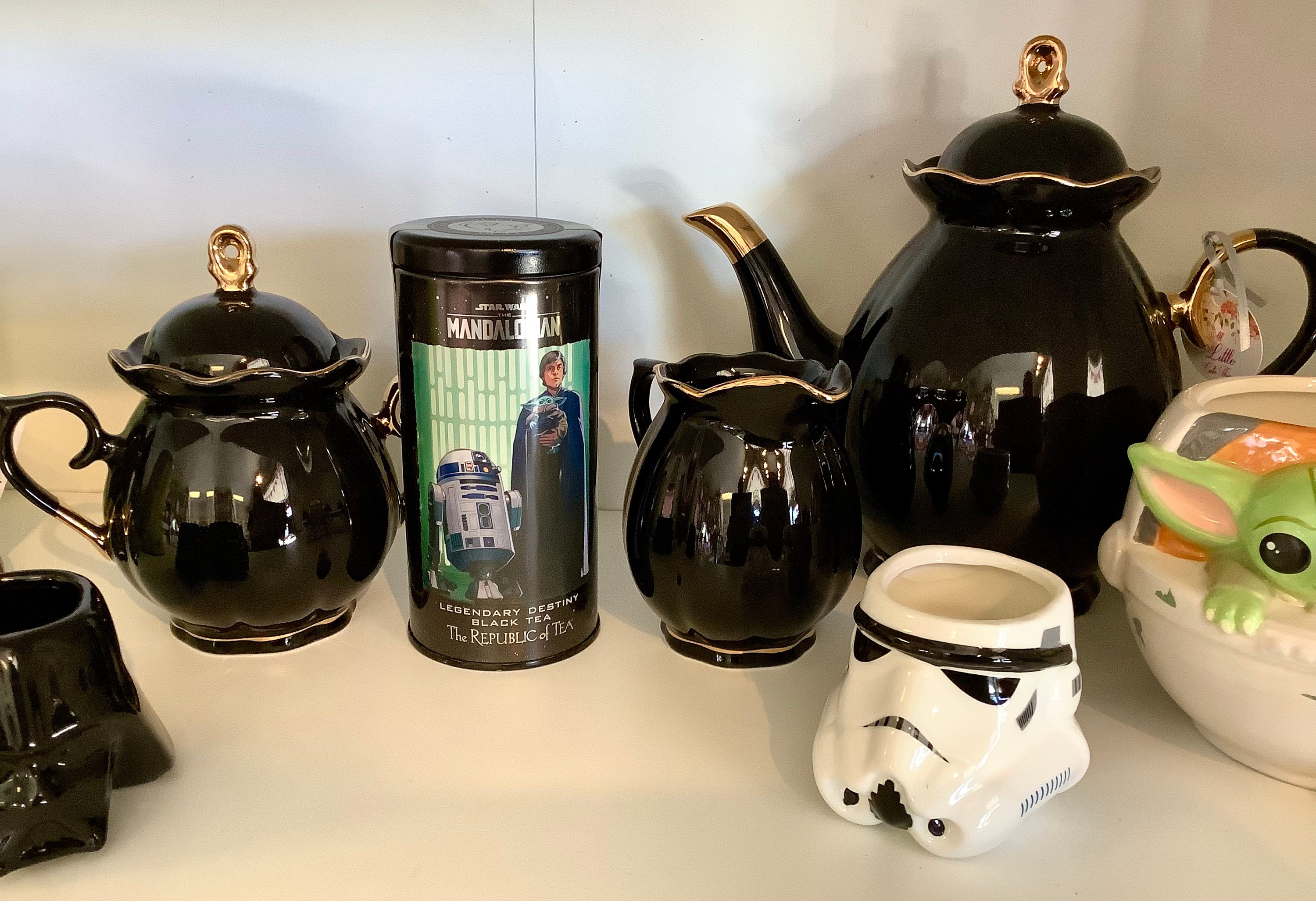 Star Wars Gift Black and Gold Porcelain Teapot Sugar Bowl Creamer, Limited  Edition Mandalorian Legendary Destiny Black Tea Canister