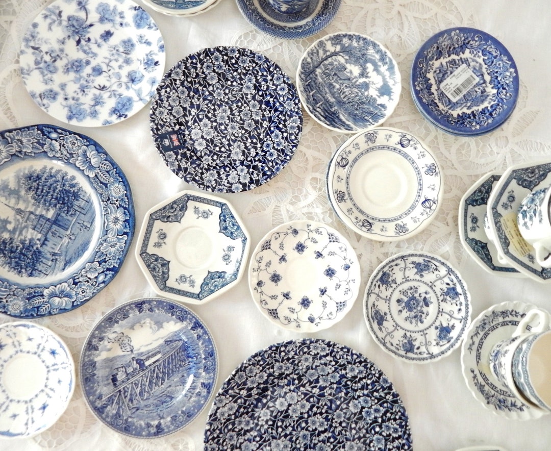 Can you paint over plain white porcelain plates that you buy ready-made? :  r/Ceramics