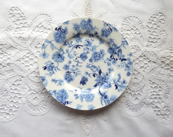 Blue and White Side Plate  Salad  Dessert Plate Fine Porcelain  Heritage Vintage Roses and Flowers. Serving Platter Table Centerpiece