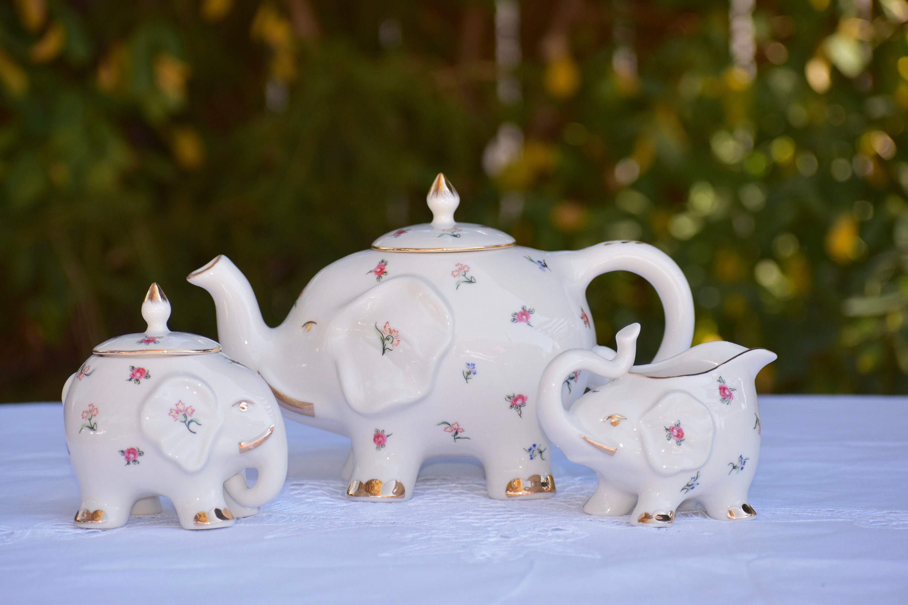 Tea Set. 20 Piece Elephant Theme With Gold Trim Teapot Sugar Etsy UK