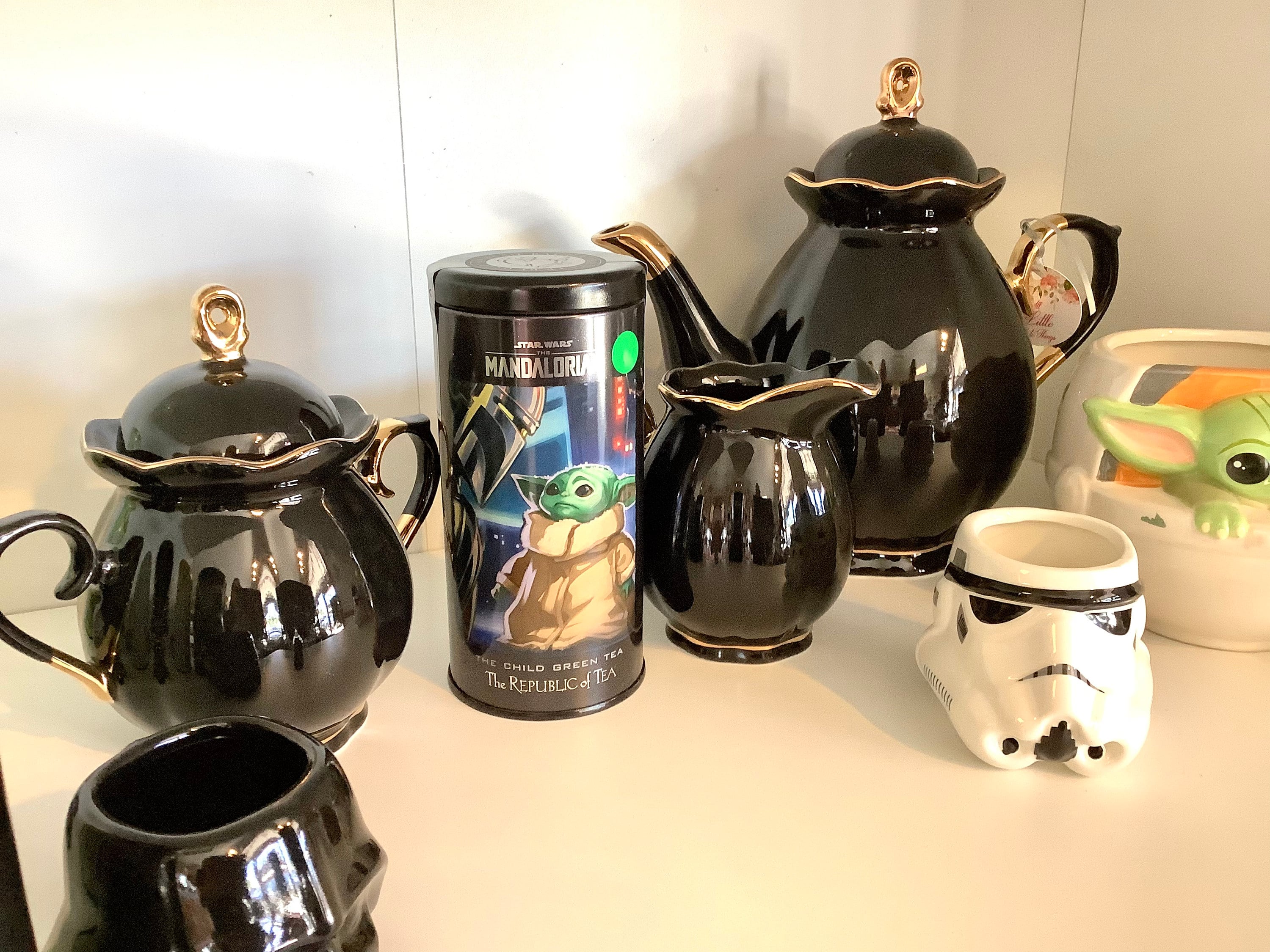 Star Wars Gift Black and Gold Porcelain Teapot Sugar Bowl 