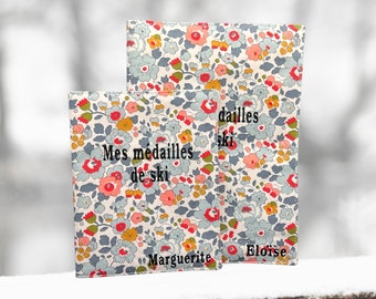 Pochette de rangement pour médailles de ski ou autres sports en Liberty Betsy Porcelaine