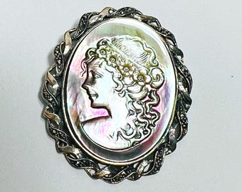 Sterling Silver Mother Of Pearl Carved Cameo Brooch *Look At That Color!*