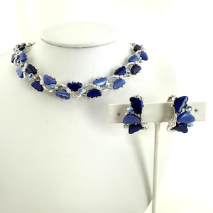 Vintage Blue Thermoset Flower Necklace & Earrings Set Silver Tone Two Tone Blue