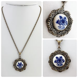 Vintage Hand Painted Delft Flower Pendant Necklace White Porcelain **READ**