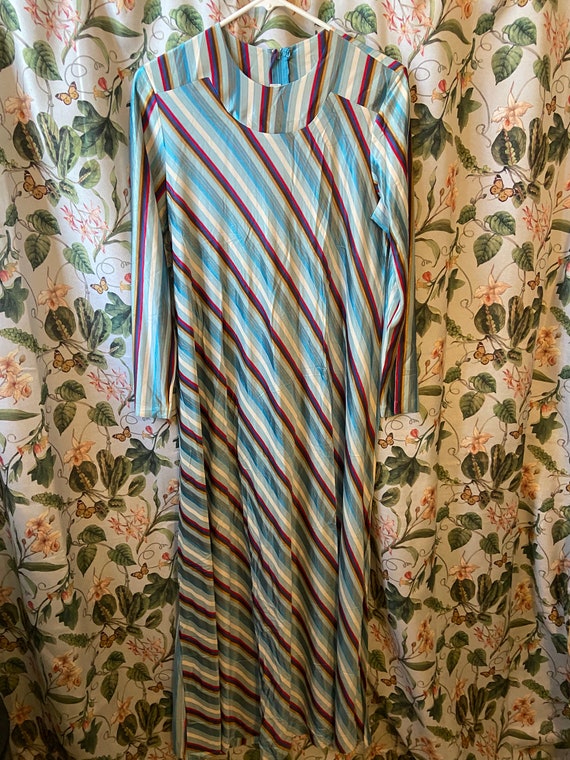 Vintage Dutchess Individually Yours Striped 70’s D
