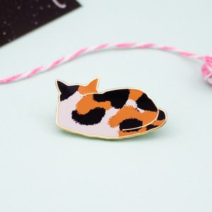 Calico Cat Pin, Enamel Cat Pin, Cat Lover Gifts, Cat Brooch, Cute Lapel Pin, Orange Cat