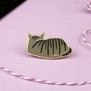Grey Tabby Cat Enamel Pin | Cat Pin | Kitty Badge