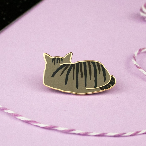 Grey Tabby Cat Enamel Pin, Cute Cat Pin Badge, Cat Lover Gift