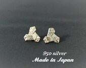 Japanese silver earrings,silver 950,wedding,bridal,Kamon,family crest,samurai emblem,sterling silver jewelry,made in Japan,gift for her