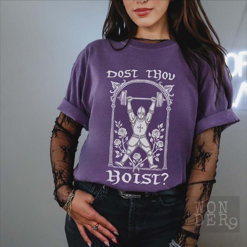 Camiseta Dost Thou Hoist Comfort Colors: Camiseta engraçada de levantamento de peso para academia Grape