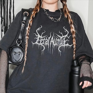 Feral Auntie Shirt, New Aunt Gift, Pregnancy Reveal, Funny Metal T-Shirt, Cool Auntie Club, Gift for Aunt to Be, Unique Aunt Announcement