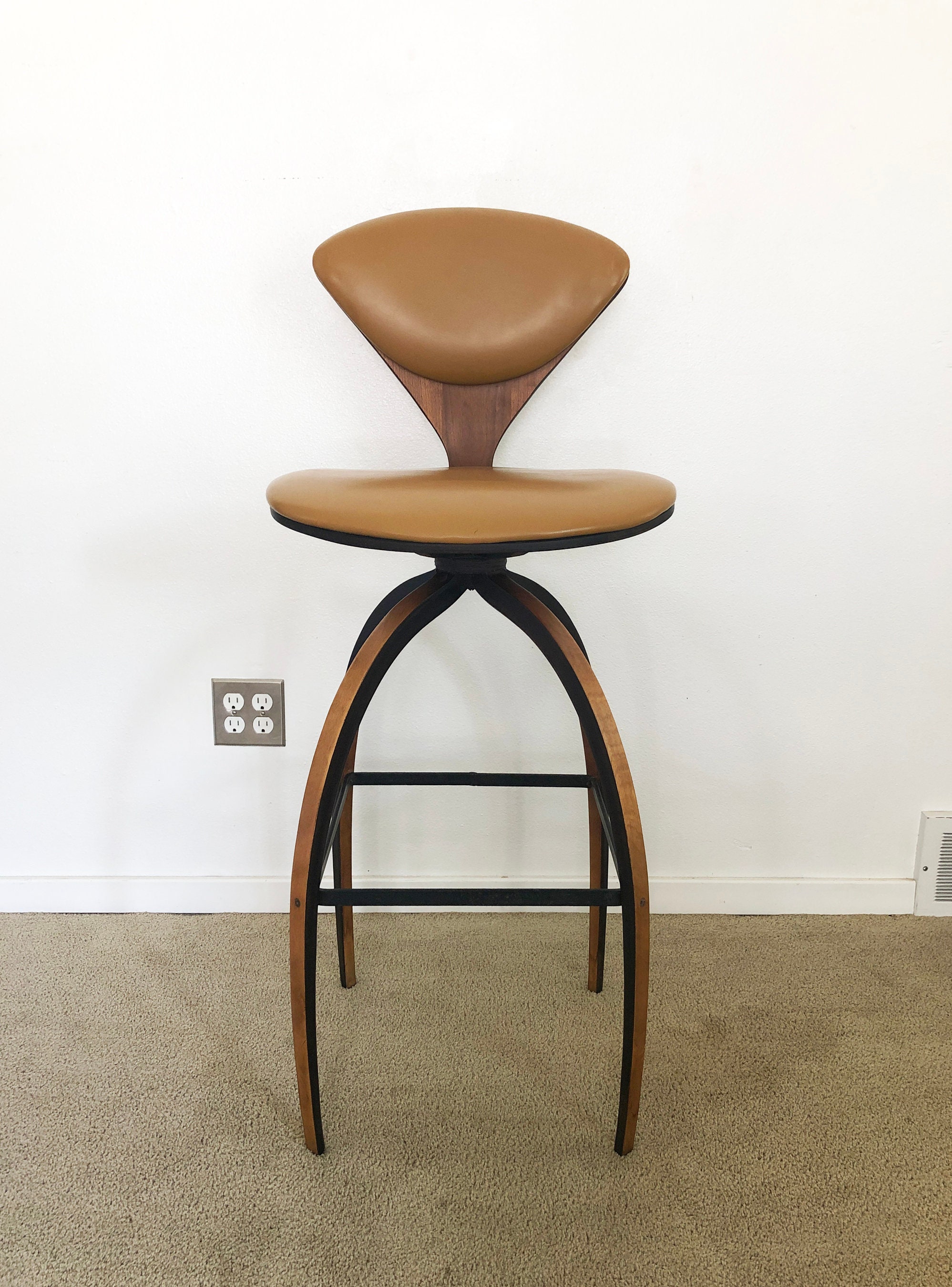 Cherner stool deals