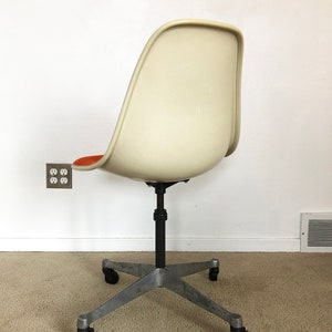 Herman Miller Eames upholstered side shell chair office contract base rolling adjustable height mid century image 5