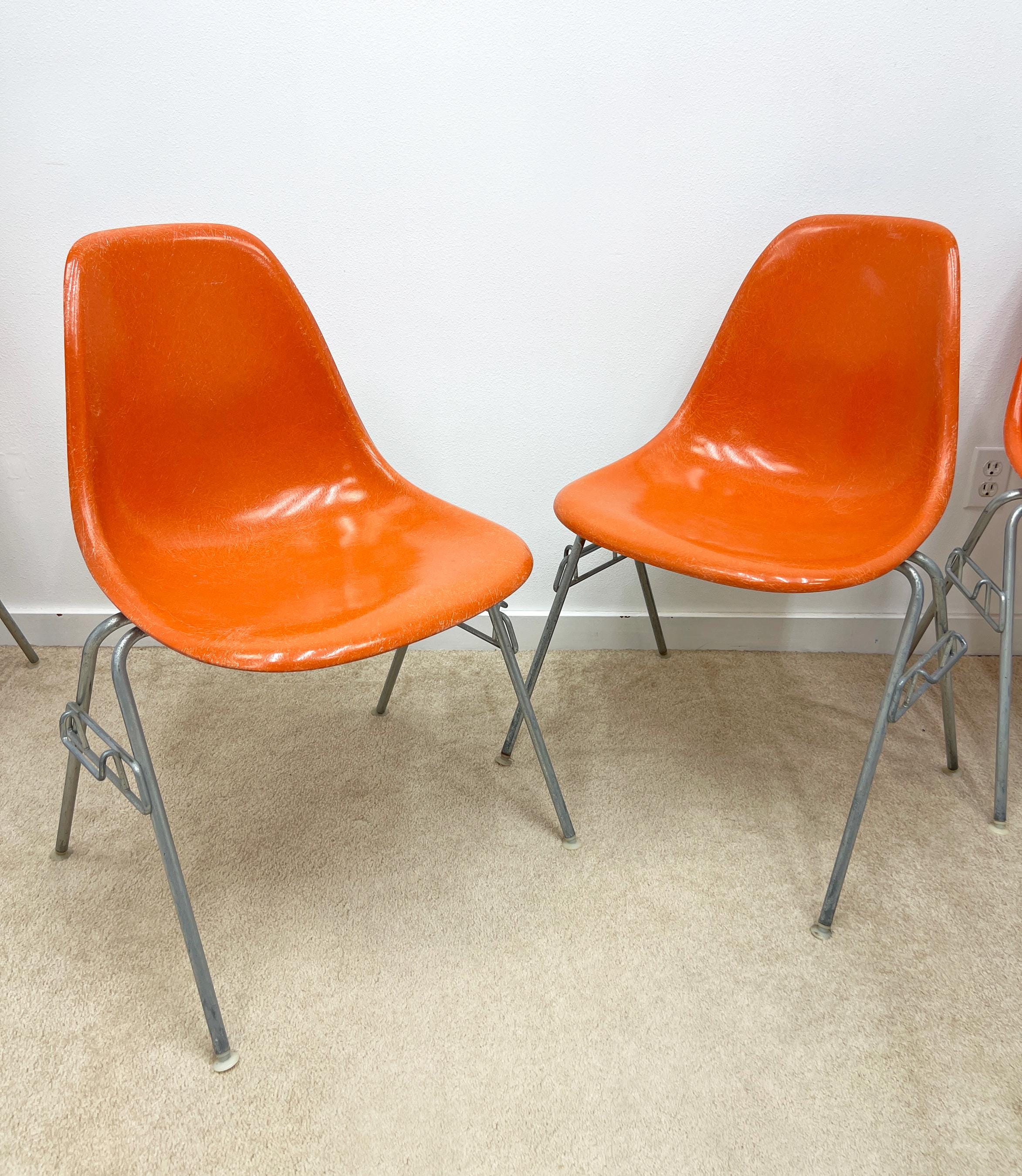 【ヴィンテージ】Eames Side Shell 2nd Gen Herman Miller Eames (2) Fiberglass Orange Side Shell Chair