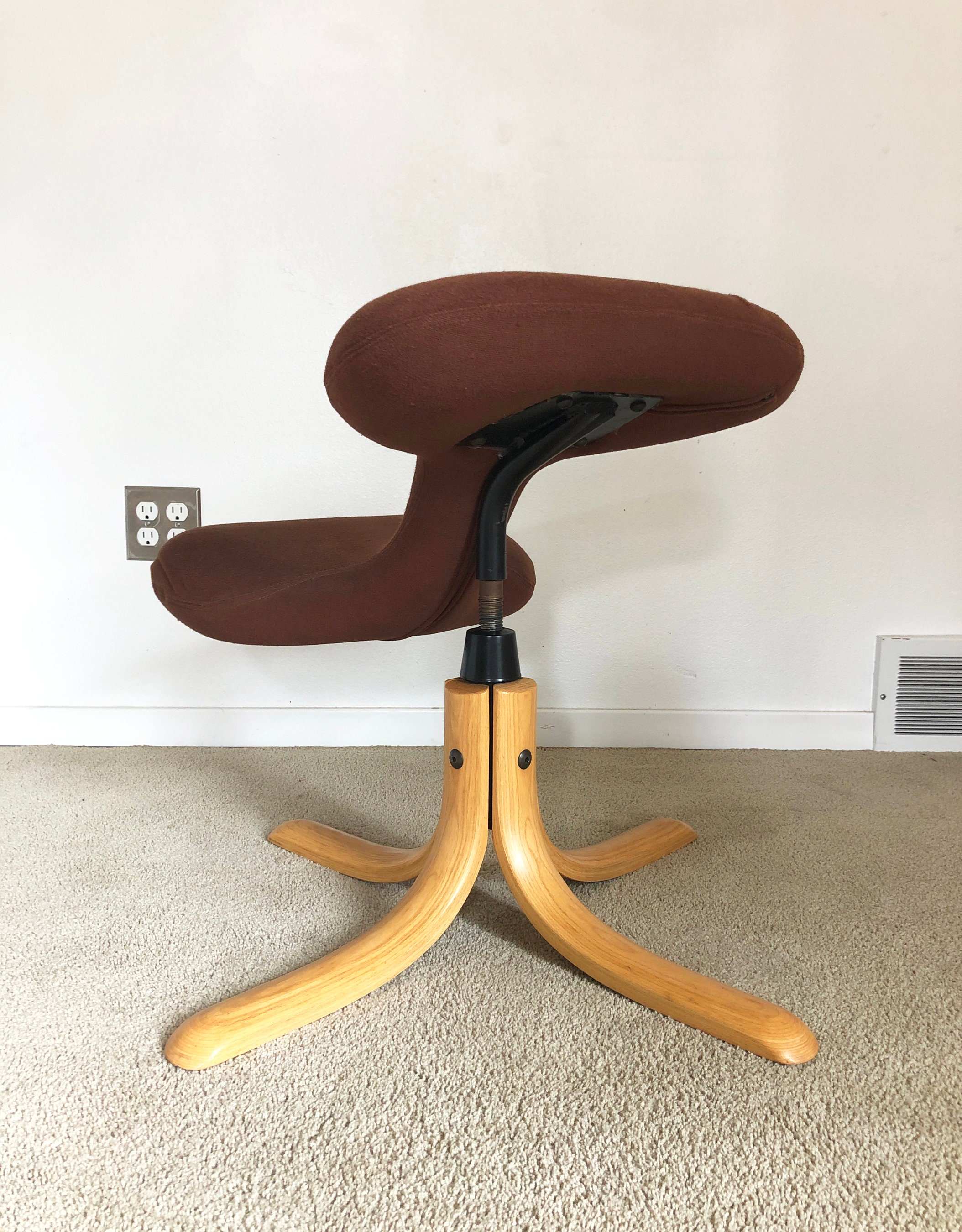 Buy Rybo Balans Ergonomic Adjustable Kneeling Chair Danish Modern