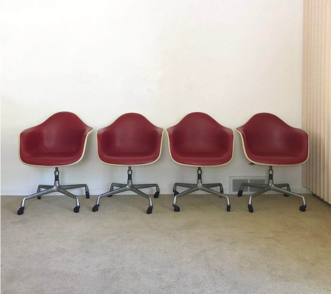Herman Miller ArmShell Greige【RedVenice】 Greige Herman Miller Vintage Original Eames LAX Arm Shell