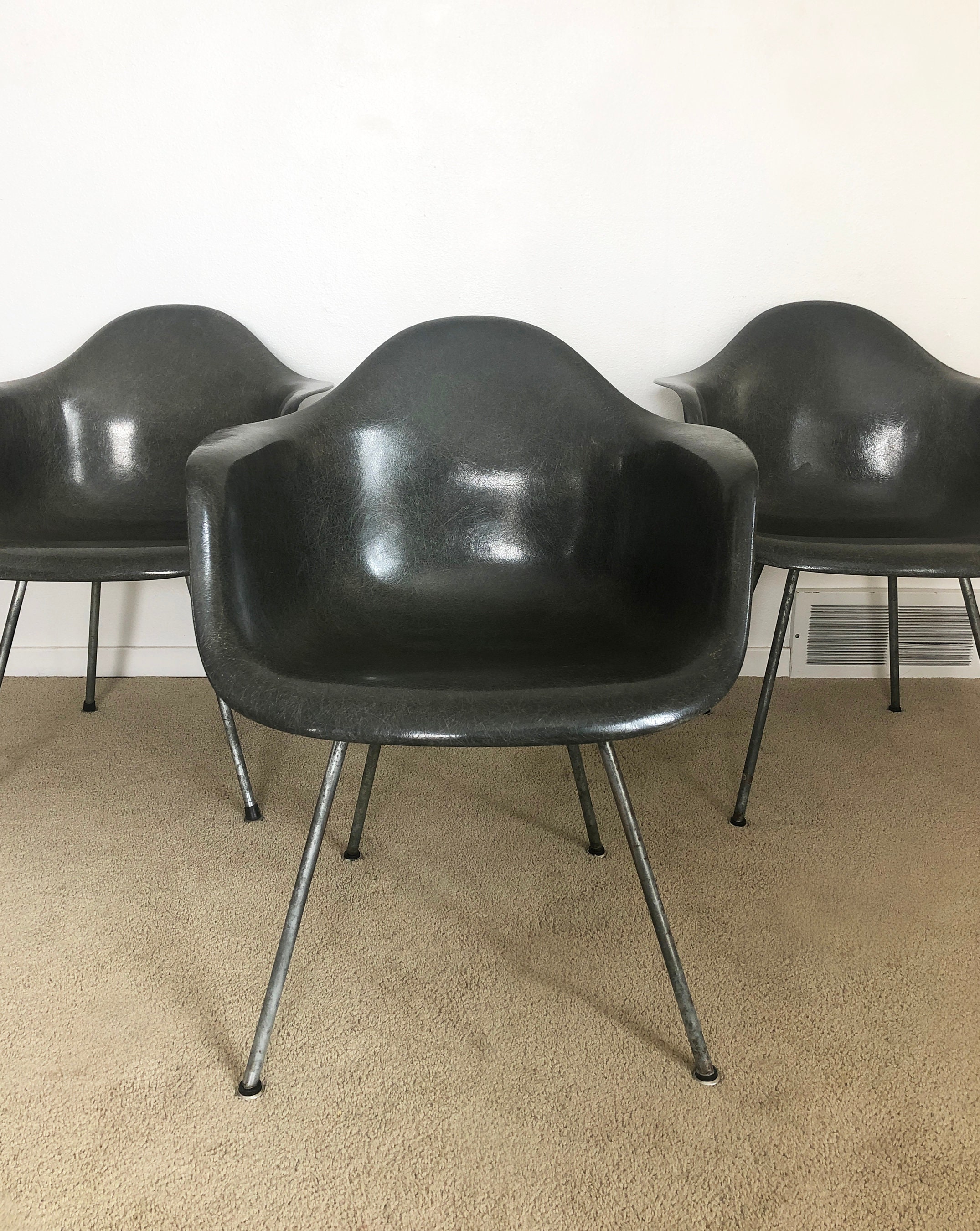 Early Herman Miller Eames Zenith Rope Edge Arm Shell Chair Early Herman Miller Eames Zenith Rope Edge Arm Shell Chair