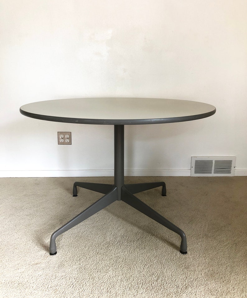 Mid Century Herman Miller Eames Aluminum Group Round Dining Table