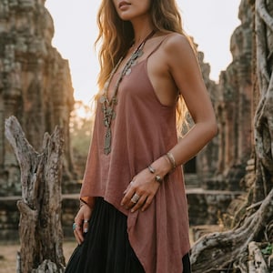 Boho bomullslinne / Böljande asymmetriskt linne med spaghettiband för kvinnor