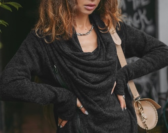 Women's Asymmetrical Sweater Achara / Cardigan Jacket in Black / Half Season Jacket Pullover