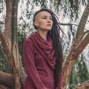 Women&#39;s Sweater Dress Tinúviel Red / Long  Hooded Pullover Sweater