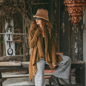 Women&#39;s Asymmetrical Sweater Achara / Cardigan Jacket in Caramel / Half Season Jacket Pullover