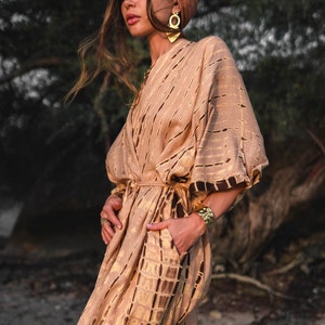 Long Kimono Nālani  / WITH 2 POCKETS / Boho Robe Tie Dye