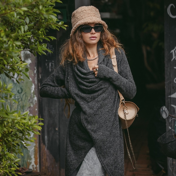 Women's Asymmetrical Sweater Achara / Cardigan Jacket in Charcoal / Half Season Jacket Pullover