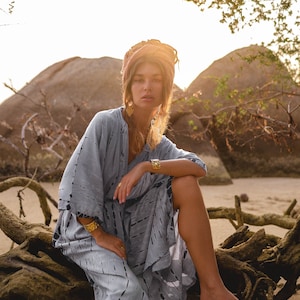 Long Kimono Nālani  / WITH 2 POCKETS / Boho Robe Tie Dye