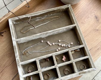 Velvet Jewelry Display Tray: Antique Style Ring Organizer