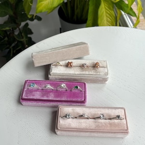 Velvet ring box - Rectangular ring box - Wedding gift