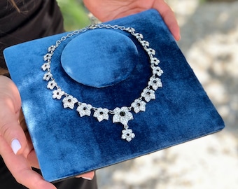 Présentoir à bijoux - Présentoir à bijoux en velours - Style ancien - Présentoir à colliers - Collier buste - Buste plat