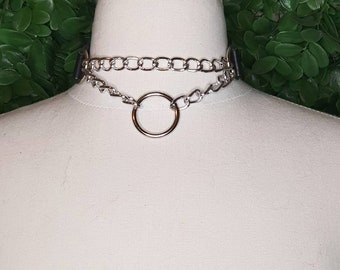 Silver chain circle/O ring choker with straps