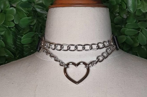 Chain heart choker sale
